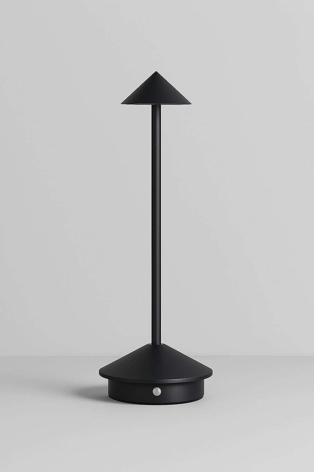 Ferro™ Table Lamp